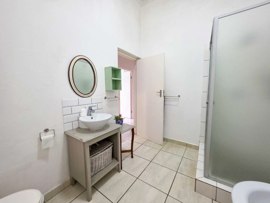 5 Bedroom Property for Sale in Stilbaai Wes Western Cape